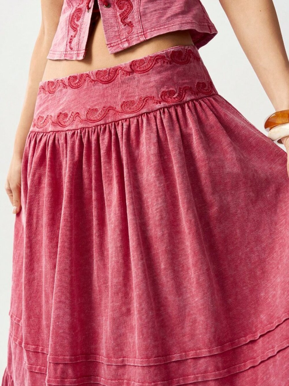 Red Casual Women's Knit Patchwork Lace Hem Skirt - Picture 6 of 7
